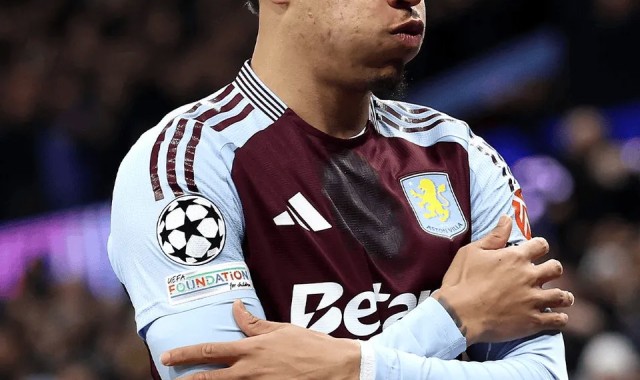 开云娱乐-23岁铁人！罗杰斯近67场英超出战66场，唯一缺席是5黄停赛